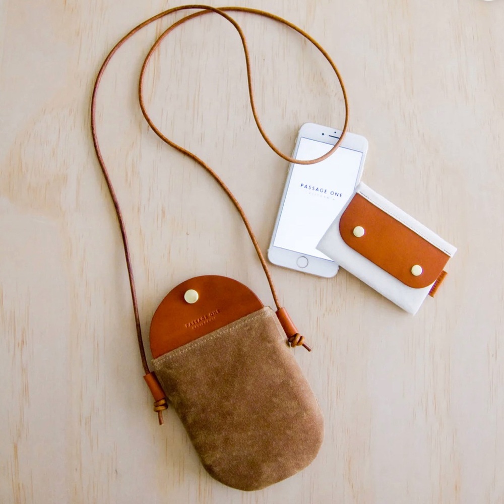 PASSAGE ONE California Bali crossbody bag NWT